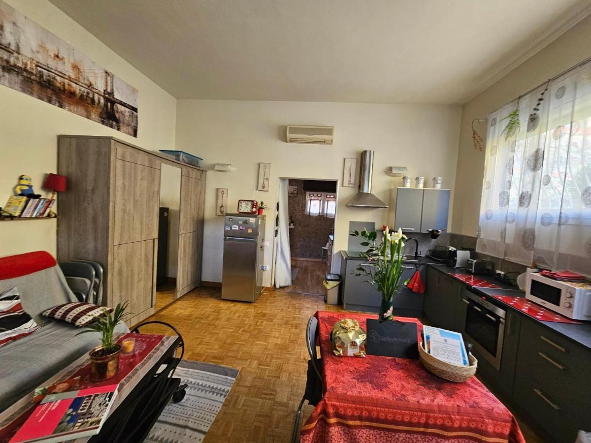 Les Violettes Apartment Menton Bagian luar foto