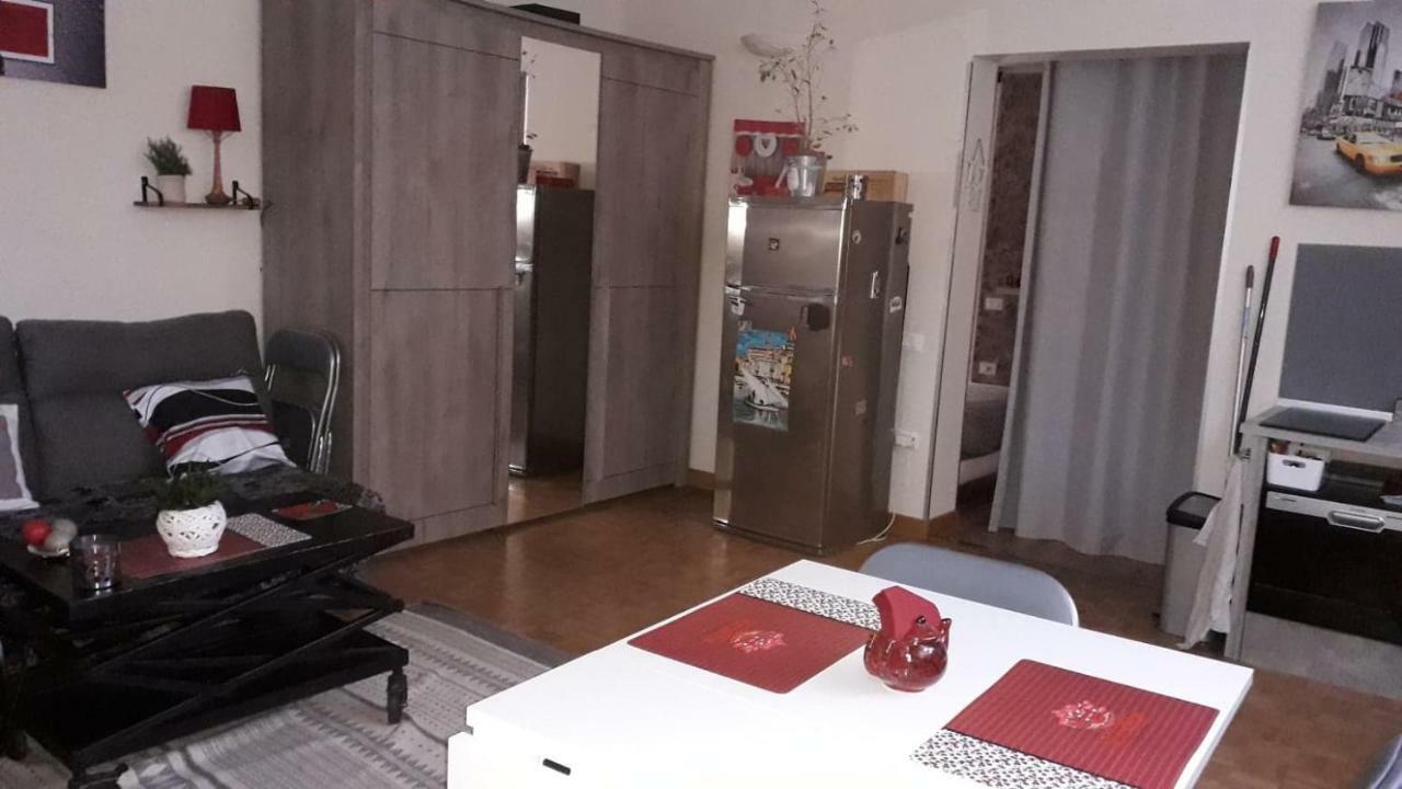 Les Violettes Apartment Menton Bagian luar foto